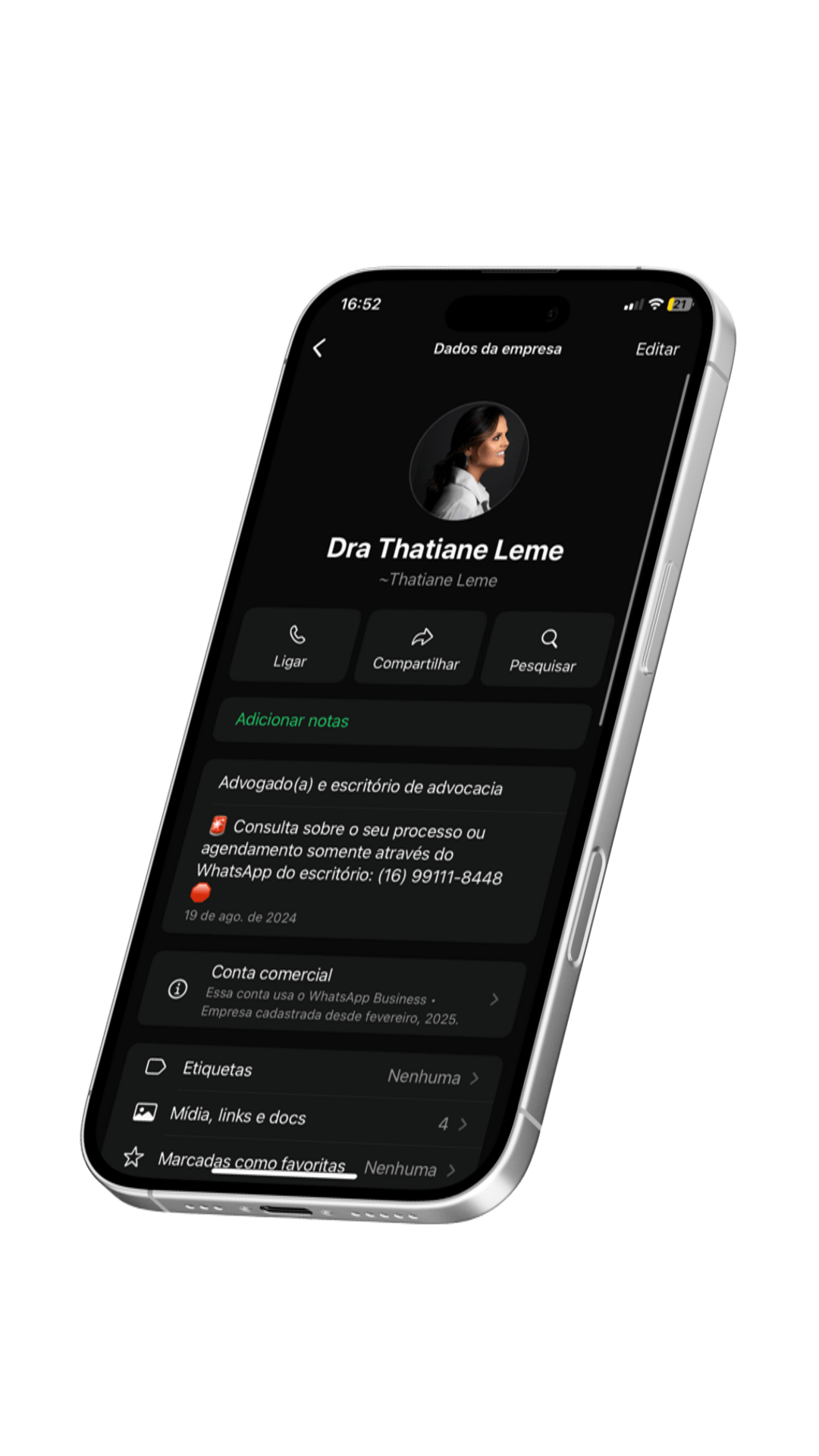 Celular com WhatsApp